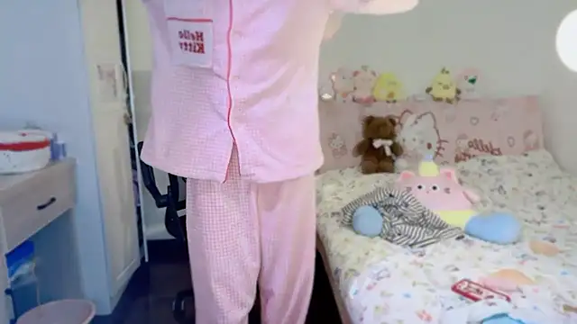 Onecutelittle live sex cam