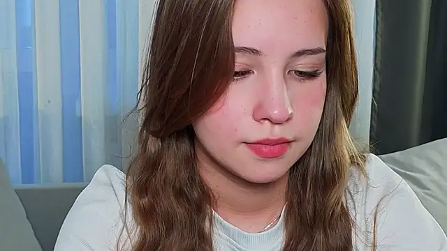 Alice_loft's cam snapshot