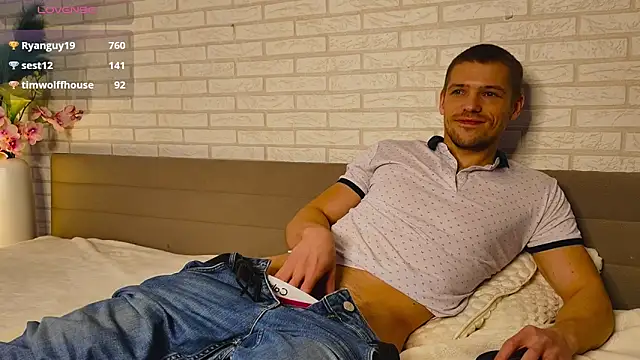 GarettVoss's cam snapshot