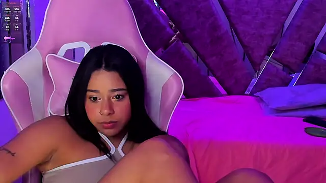 Gina_Kurt live sex cam