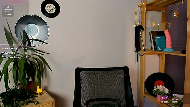 MelinMonro's cam snapshot