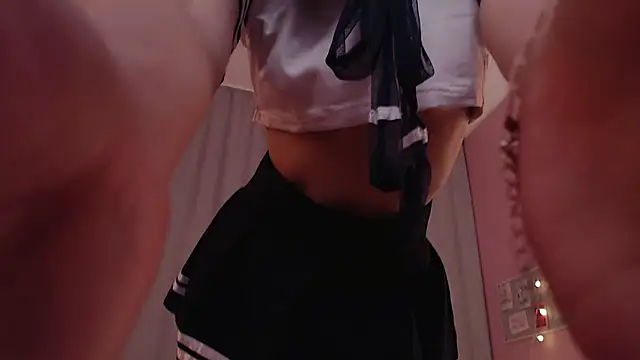 Adria_Arjona live sex cam