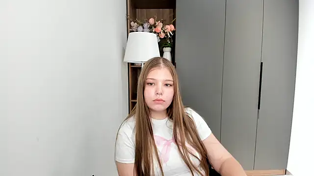 CruzMensch's cam snapshot