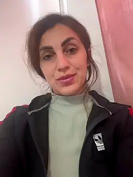 EmaSkyes's cam snapshot