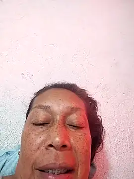 Naomi-Mature's cam snapshot