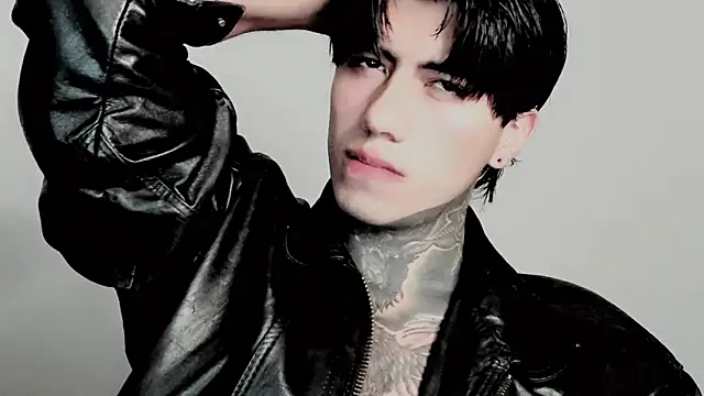 Alex_bdsmz live sex cam