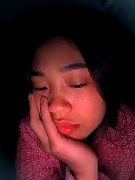 Lynly_k2's cam snapshot