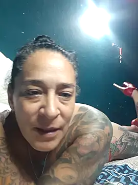 sexytattooed7's cam snapshot