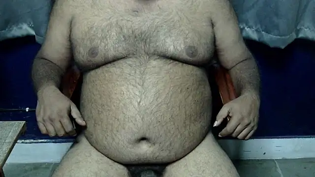 hairysubcub_70's cam snapshot