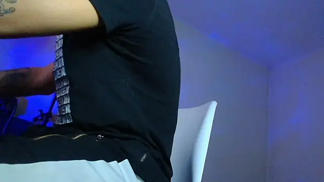 XanderCage99 live sex cam