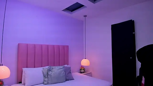 Amy_Ferreira's cam snapshot