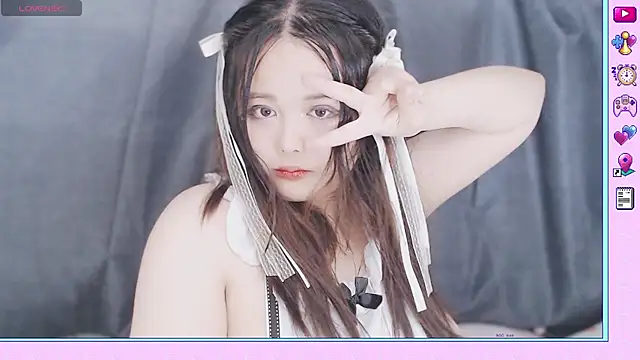 Heramirror live sex cam