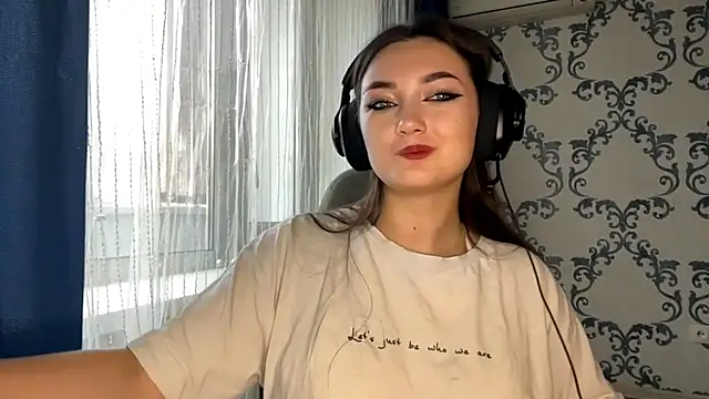 TwotyBright's cam snapshot