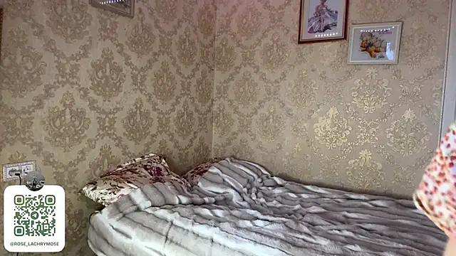 Rose_Lachrymose's cam snapshot