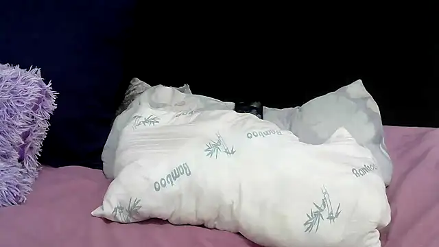 HunungousAssX5's cam snapshot