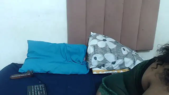 Chubby_Queenx255's cam snapshot