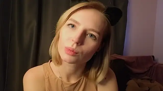 BaileyBernos's cam snapshot