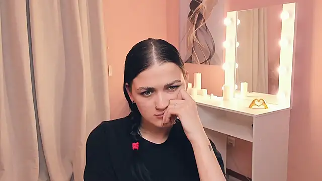 ShanelLevoy's web cam