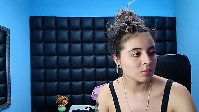 celeste_blue69's cam snapshot