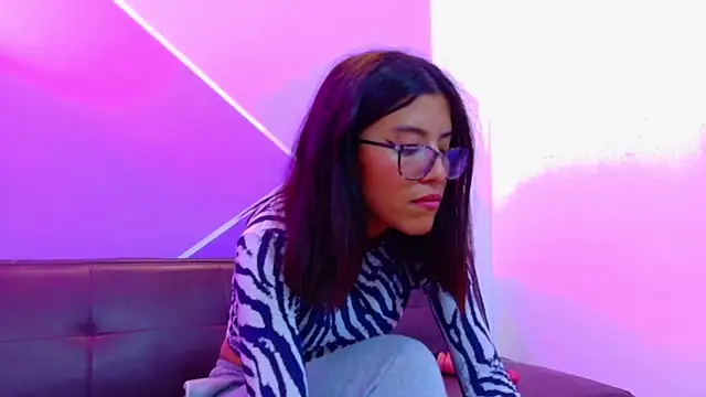 _lucysmith's cam snapshot