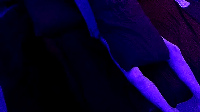 Time2playN303party's web cam