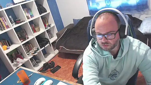 ravingr4d4's cam snapshot