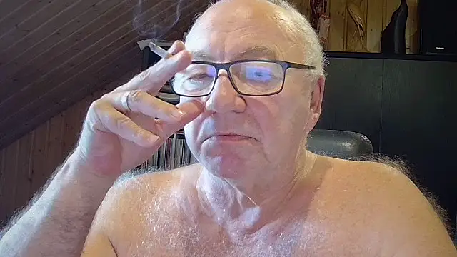 biggandybig's cam snapshot