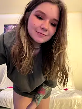 PumaShyXD live sex cam