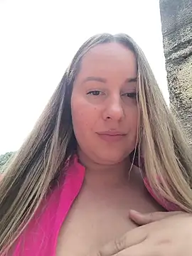 Mona_Plus live sex cam