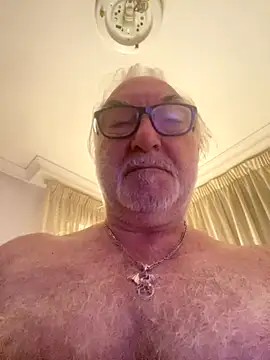 EroticVenetian live sex cam