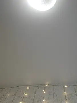 LadyLolyPop_'s cam snapshot