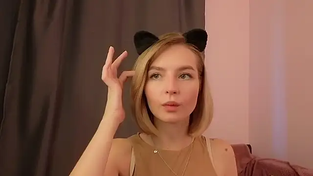 BaileyBernos's cam snapshot