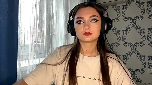 TwotyBright's cam snapshot