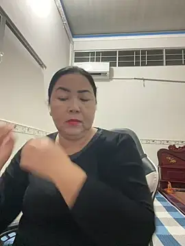 Alinat_'s cam snapshot