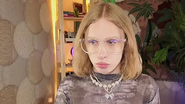 BarbieRichy live sex cam