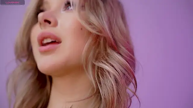 Tella_dream live sex cam