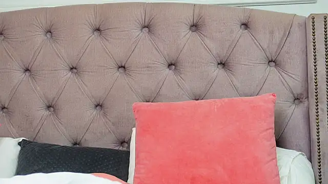 JenniferLovve's cam snapshot