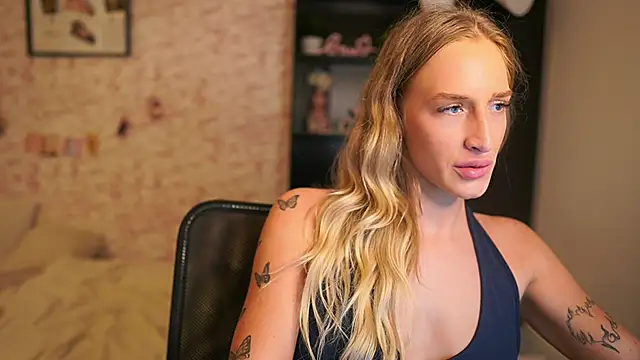 Nicolette__Shea_'s cam snapshot