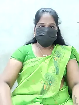 MaaliiiPonuTamil's cam snapshot