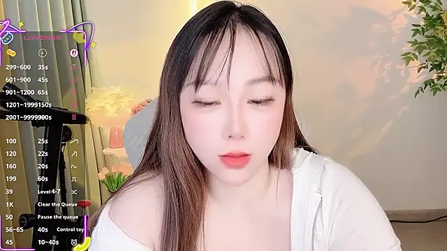 Liz-nn's cam snapshot