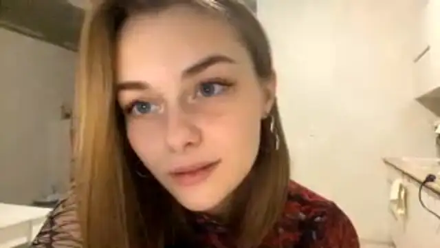 GeralynChiszar's cam snapshot