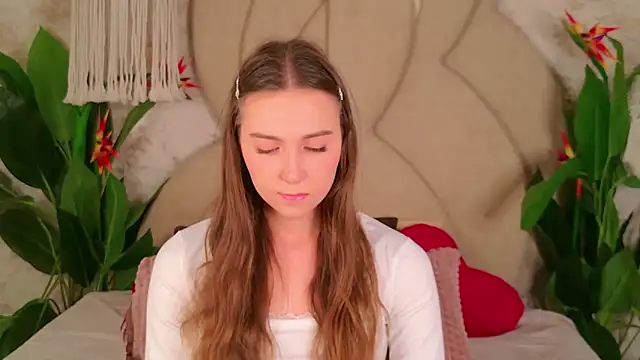 OliviaLay's cam snapshot