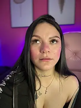 Megaan__More's cam snapshot