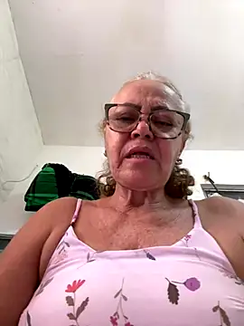 Granny6boys's cam snapshot