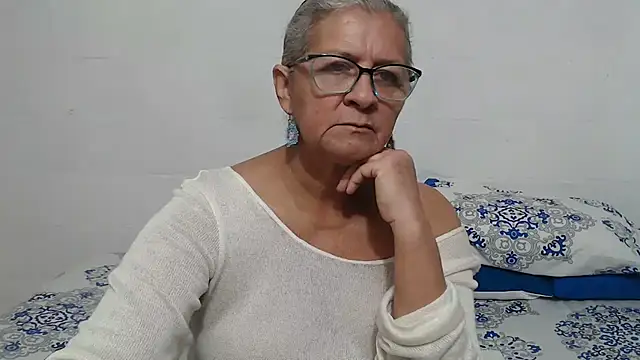 candy_mature_'s cam snapshot