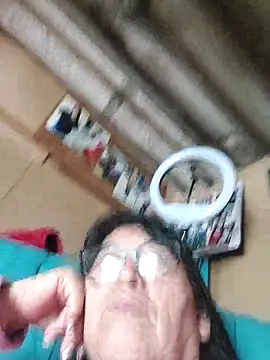 clarita_01's cam snapshot