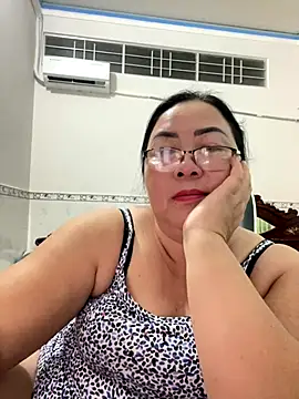 Alinat_'s cam snapshot