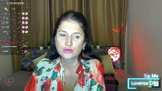 Alianna_Solo_Kisses's cam snapshot