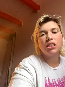 Marlaquinzel's cam snapshot