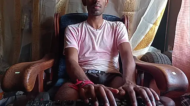 Browncat73's cam snapshot